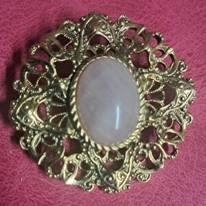 Vintage Gold Filigree Brooch with Rose Quartz Stone